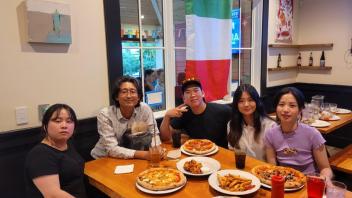 Dining_Jun2022
